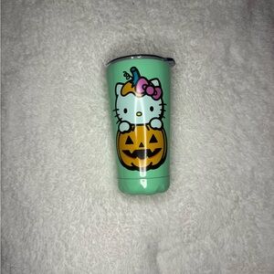 🎀Sanrio hello kitty turquoise Halloween cup
🎀never used/ brand new